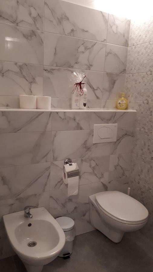 Apartment Jasmina Rijeka Exteriör bild